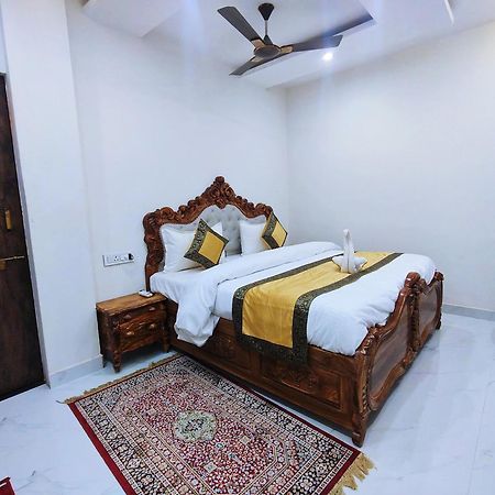 Hotel Shanti Inn Varanasi Bagian luar foto