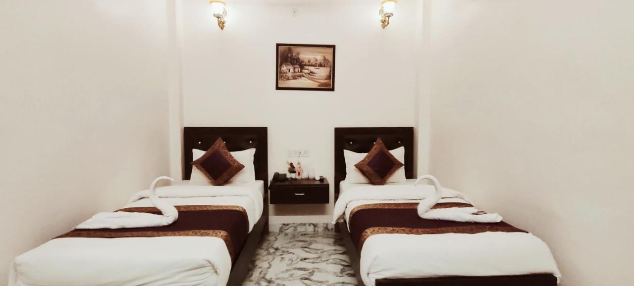 Hotel Shanti Inn Varanasi Bagian luar foto