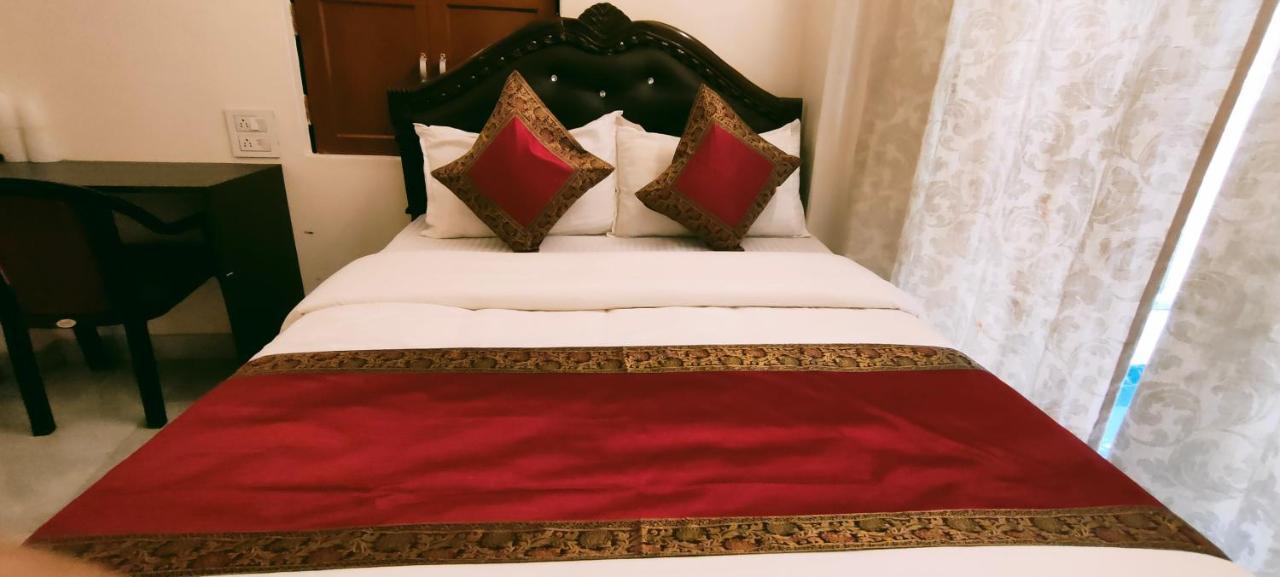 Hotel Shanti Inn Varanasi Bagian luar foto