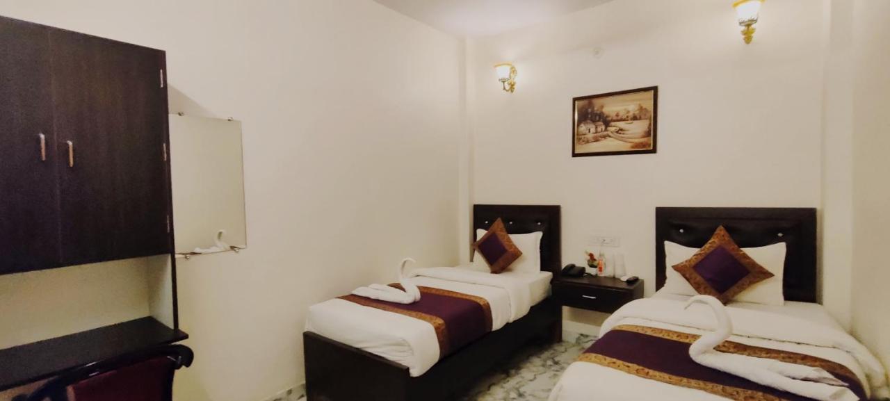 Hotel Shanti Inn Varanasi Bagian luar foto