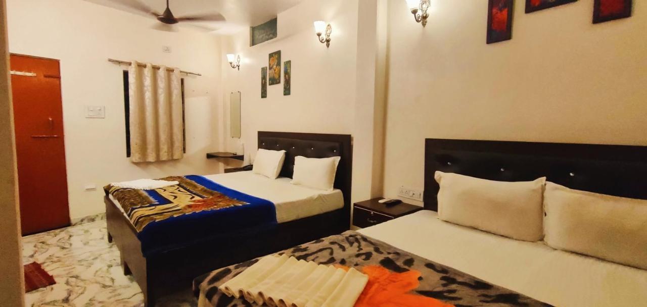 Hotel Shanti Inn Varanasi Bagian luar foto