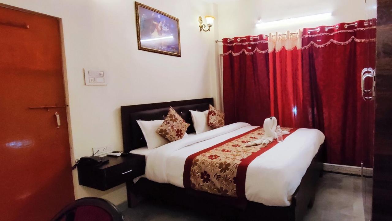 Hotel Shanti Inn Varanasi Bagian luar foto