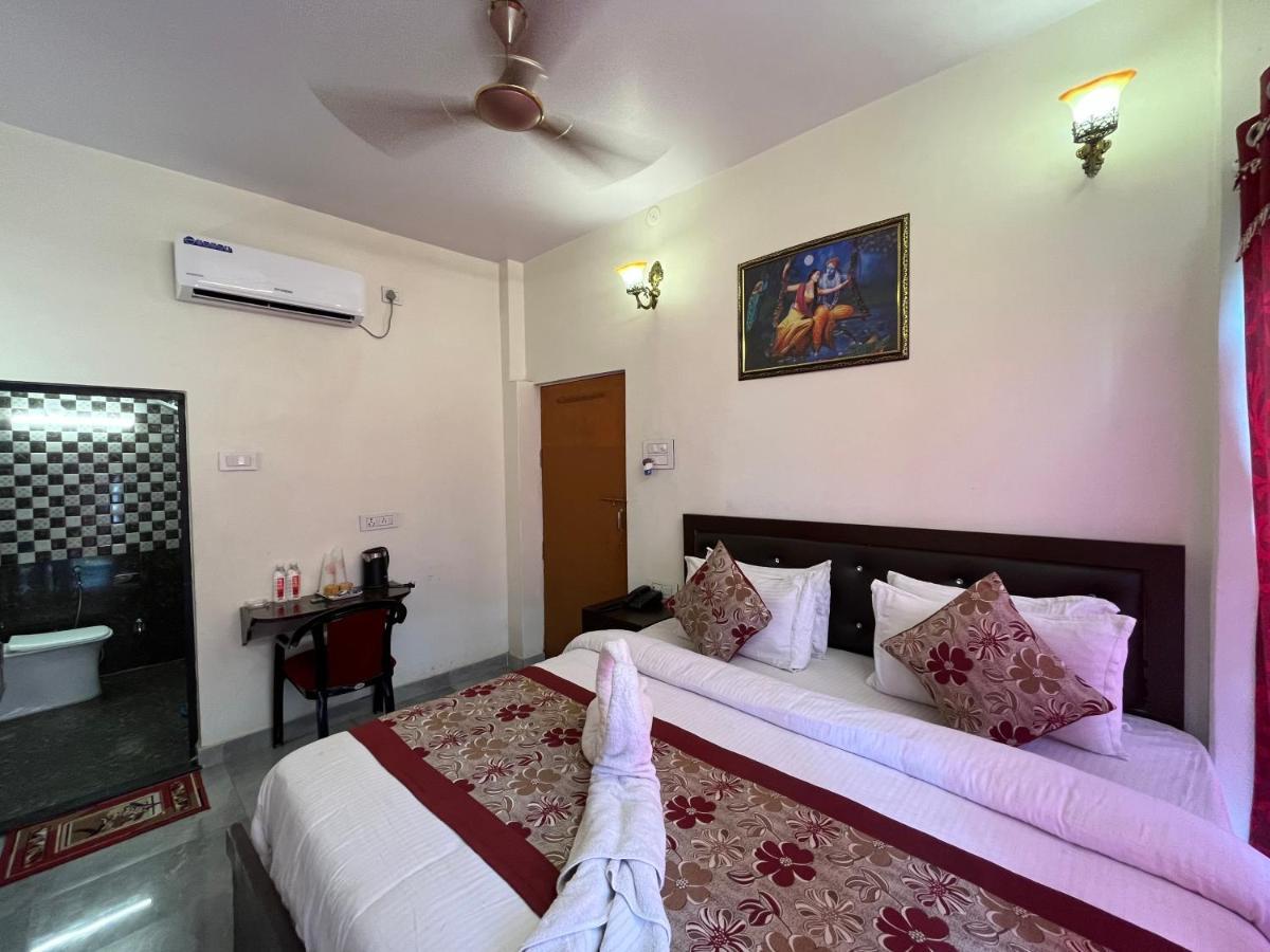 Hotel Shanti Inn Varanasi Bagian luar foto