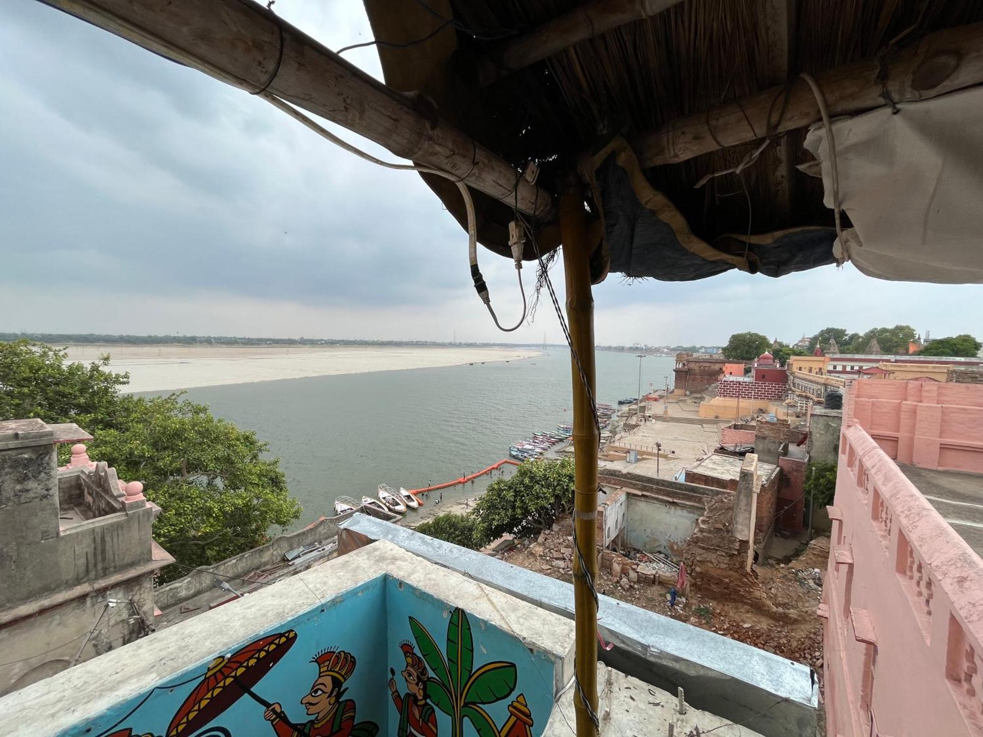 Hotel Shanti Inn Varanasi Bagian luar foto