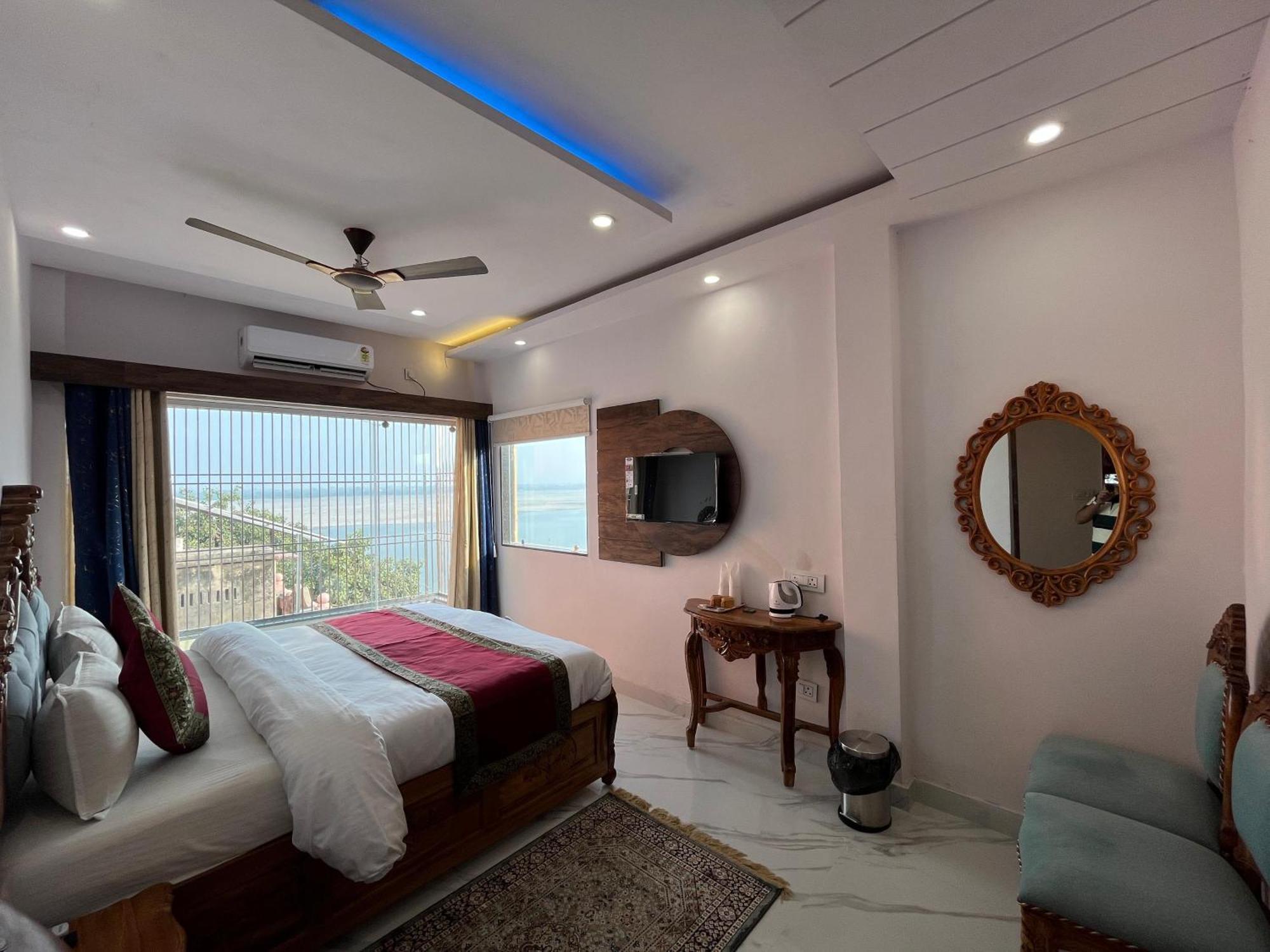 Hotel Shanti Inn Varanasi Bagian luar foto